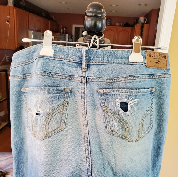 Hollister Skinny Jeans - Picture 7 of 10